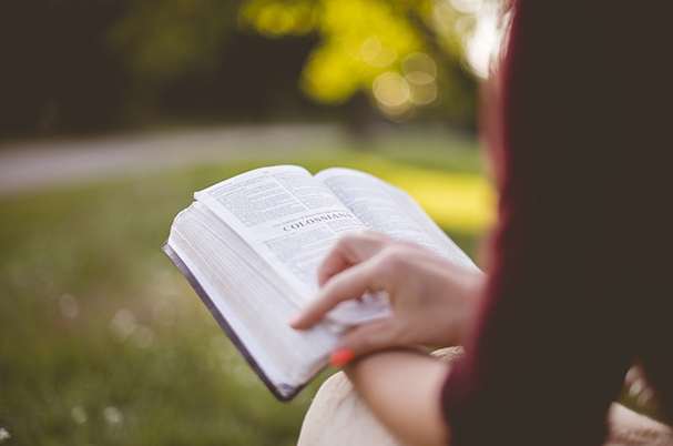 Legal documents for college students .